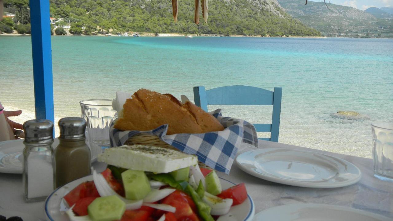Cosy Guesthouse-Souterrain With Garden In City Center Corinth Kültér fotó