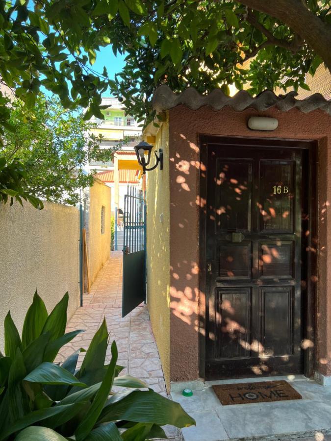 Cosy Guesthouse-Souterrain With Garden In City Center Corinth Kültér fotó