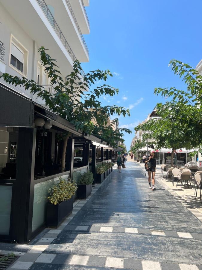 Cosy Guesthouse-Souterrain With Garden In City Center Corinth Kültér fotó